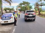 Patroli Sore Polres Lombok Barat: Menjamin Kamseltibcarlantas dan Menekan Aksi Kejahatan Jalanan
