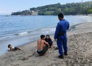 Waspada Arus Laut, Sat Polairud Polres Lombok Barat Perketat Penjagaan di Senggigi demi Keselamatan Pengunjung