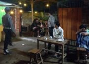Sasar Titik Rawan Malam Hari, Personel Polsek Labuapi Beraksi Cegah Kriminalitas