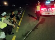 Respons Cepat Gangguan Jalanan, Satlantas Polres Lombok Barat Pantau Ketat Arus Lalu Lintas Malam Hari