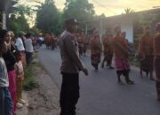 Tradisi Nyongkolan di Desa Jembatan Gantung Berlangsung Khidmat, Sinergi Polri dan Linmas Jaga Keamanan Warga