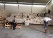 Wujudkan Ketahanan Pangan, Sinergi Polri dan Petani Kawal Penyerapan 10 Ton Jagung di Gudang Bulog