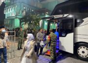 Polda NTB, Polresta Mataram dan TNI Kawal Kedatangan Jemaah Haji Kloter 12 Asal Lombok Timur