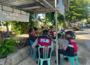 Patroli Dialogis, Unit Turjawali Satsamapta Polres Bima Kabupaten Gotong Royong Bersihkan Tumpukan Sampah di Pertigaan Bandara SMS Bima