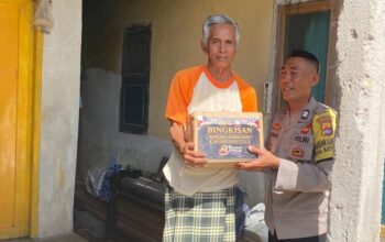 Polres Lombok Barat Sasar Warga Pra Sejahtera Sekotong Jelang Hari Bhayangkara