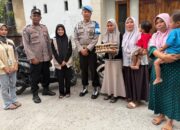 Polsek Kediri Peduli Stunting: Konsisten Berbagi Telur demi Generasi Sehat di Lombok Barat