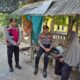 Sentuhan Kasih Polres Lombok Barat, Sat Samapta Bagikan Sembako kepada Warga Kurang Mampu