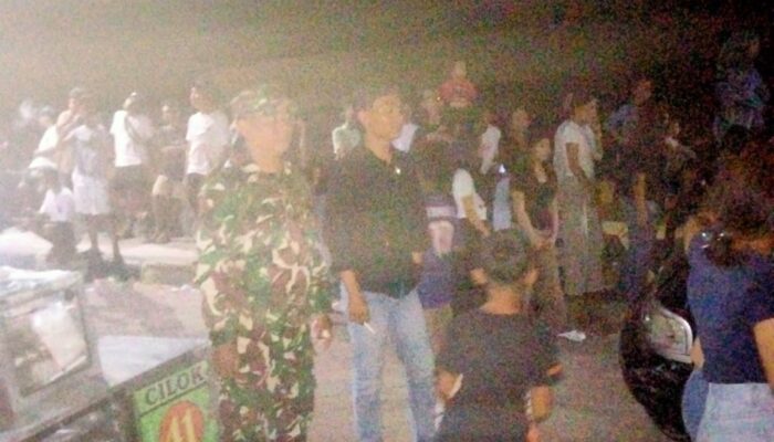 Jaga Tradisi dan Kerukunan, Babinsa Pantau Rebak Jangkeh Pejeruk
